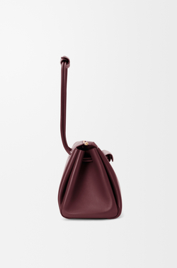 Loewe Сумка Madrid среднего размера из мягкой телячьей кожи, бургунди