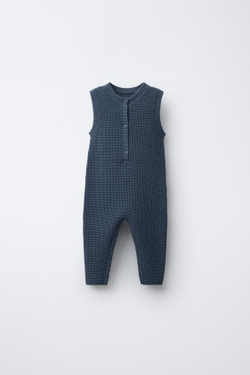ZARA ДЛИННЫЙ ВЯЗАНЫЙ КОМБИНЕЗОН С ЭТИКЕТКОЙ В ВИДЕ БЕЛКИ, СИНИЙ