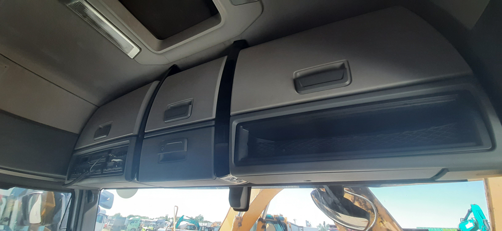 Renault T 6x2 Седельный тягач T11.460 6x2 (Дизельный, 10,8 л, 469 л.с., АТ)