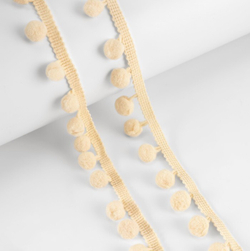 Тесьма с помпонами D 10 мм