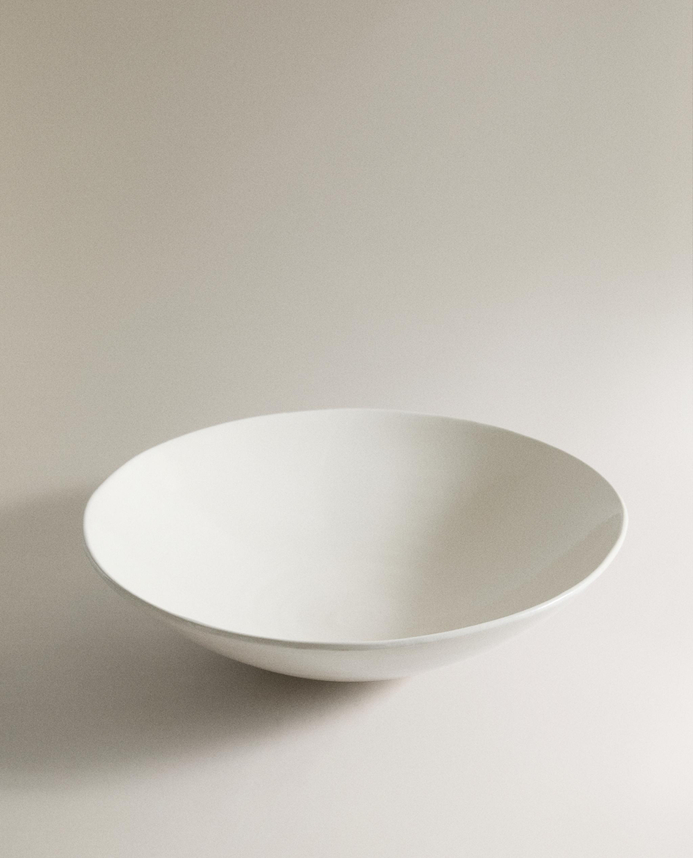 Zara Home блюдо сервировочное из фаянса, цвет кремовый, 43 см
