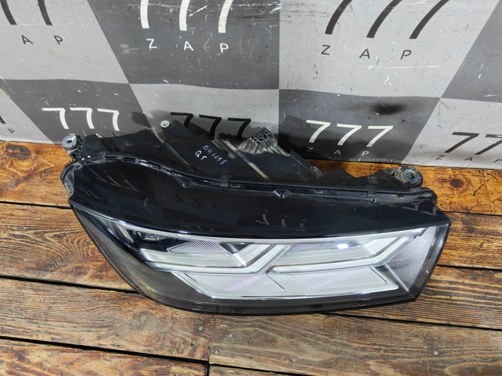 Фара правая LED Audi Q5 (FY) 17-20 Б/У Оригинал 80A941774