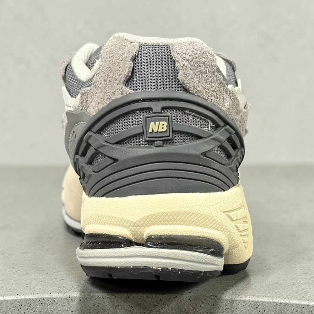 New Balance 1906D • Light Gray