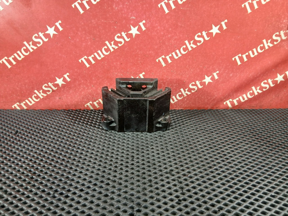 Подушка двигателя задняя 2022г.