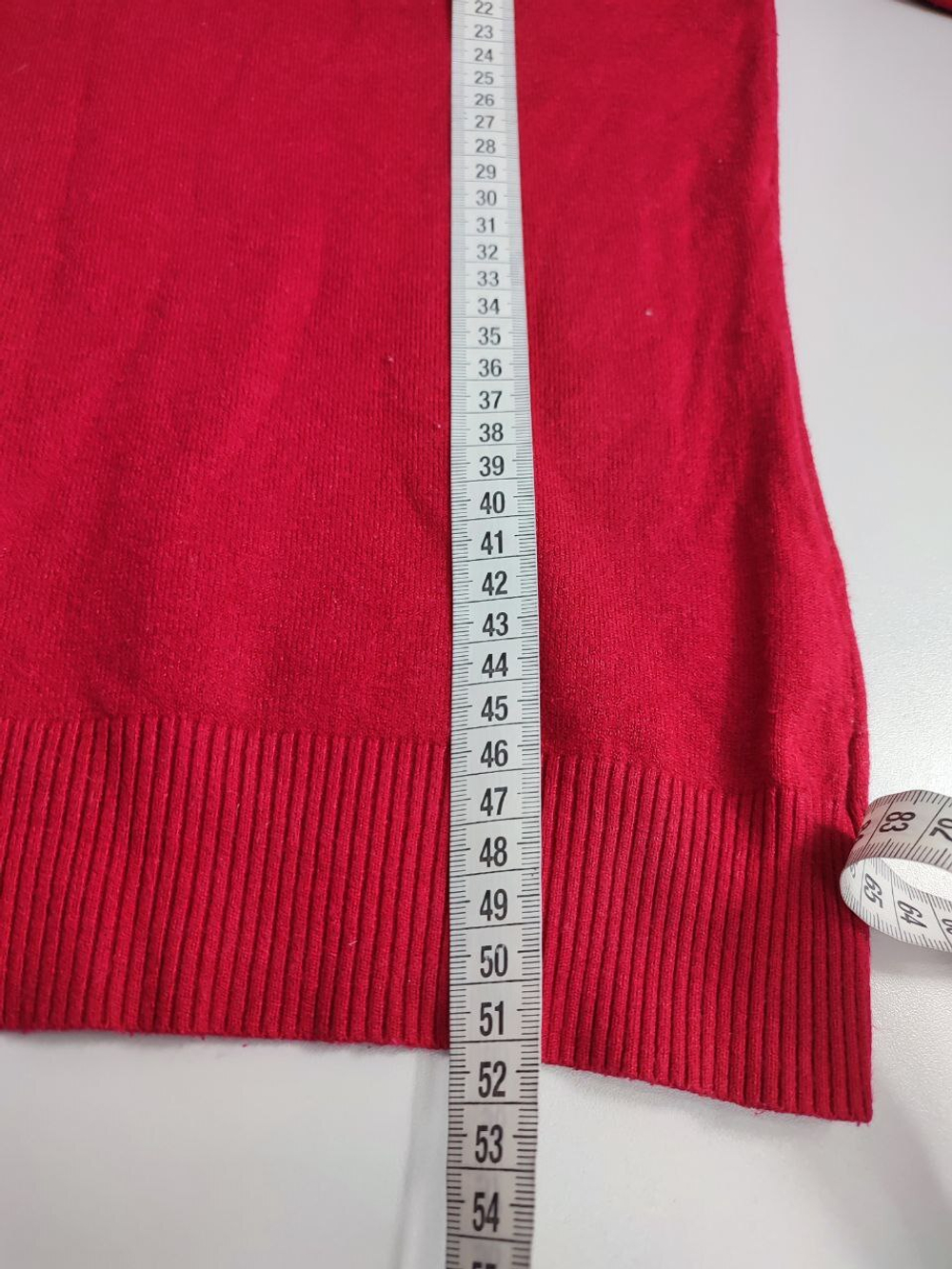 Свитер базовый яркий 42-44 размер