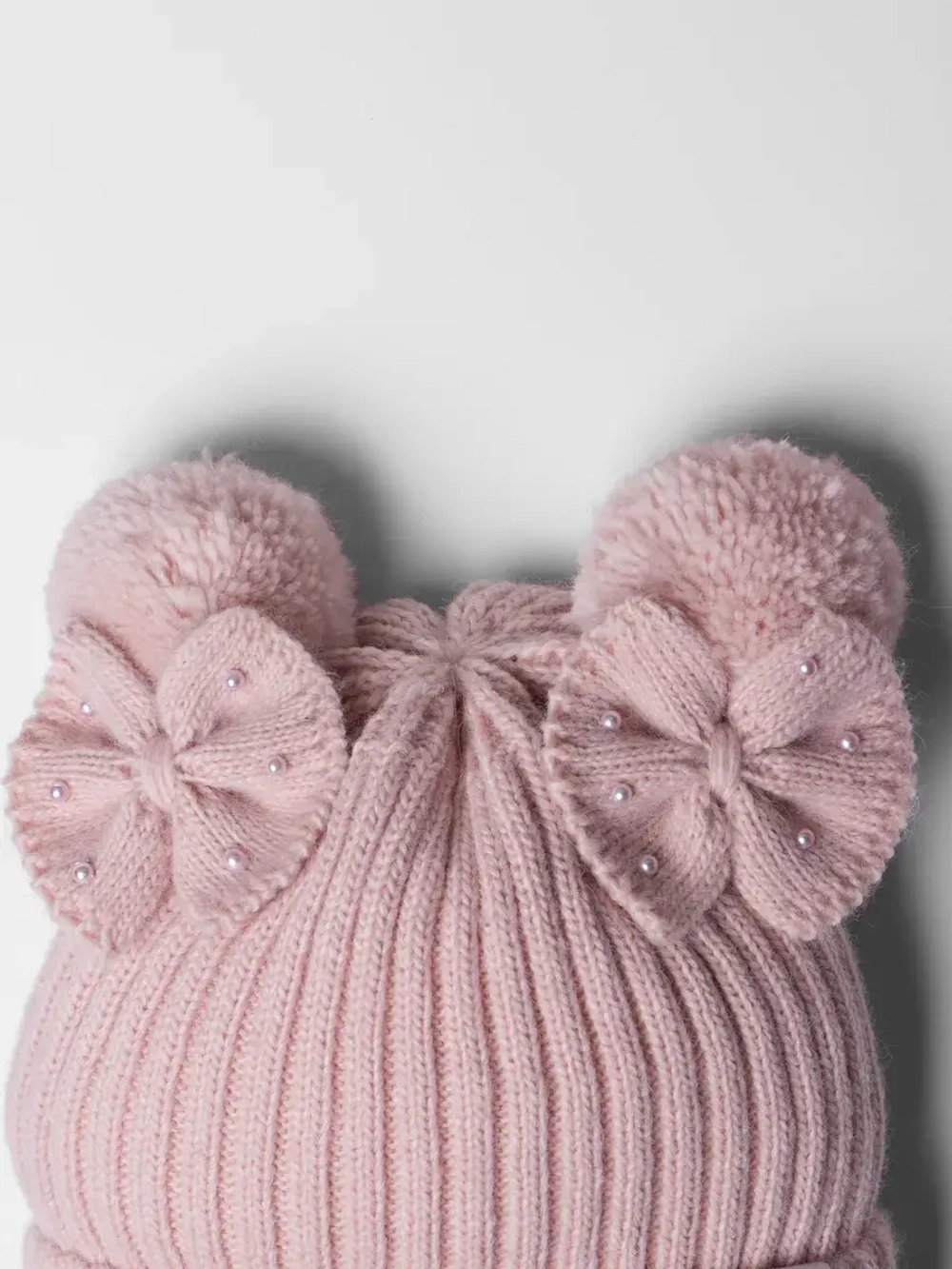 Шапка для девочки на осень