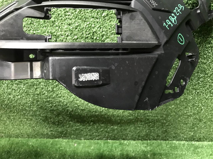 Кронштейн перед. бампера BMW X5 G05 23-нв M-paket