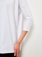 Лонгслив оверсайз с рукавом 3/4