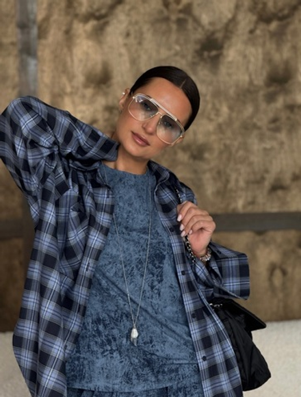 Рубашка в клетку синяя