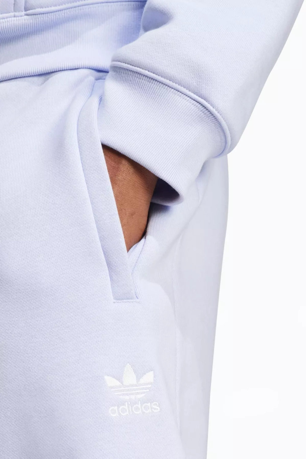 Шорты adidas Trefoil Essentials