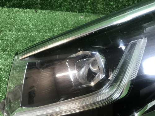 Фара левая VW Taos (2020-н.в.) LED