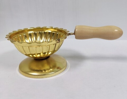 Кадильница ажурная: металл с ручкой (Сев)