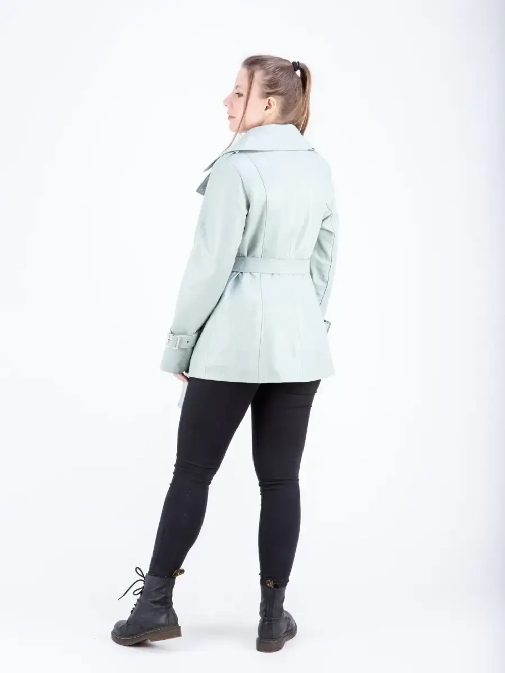 Куртка женская из натуральной кожи