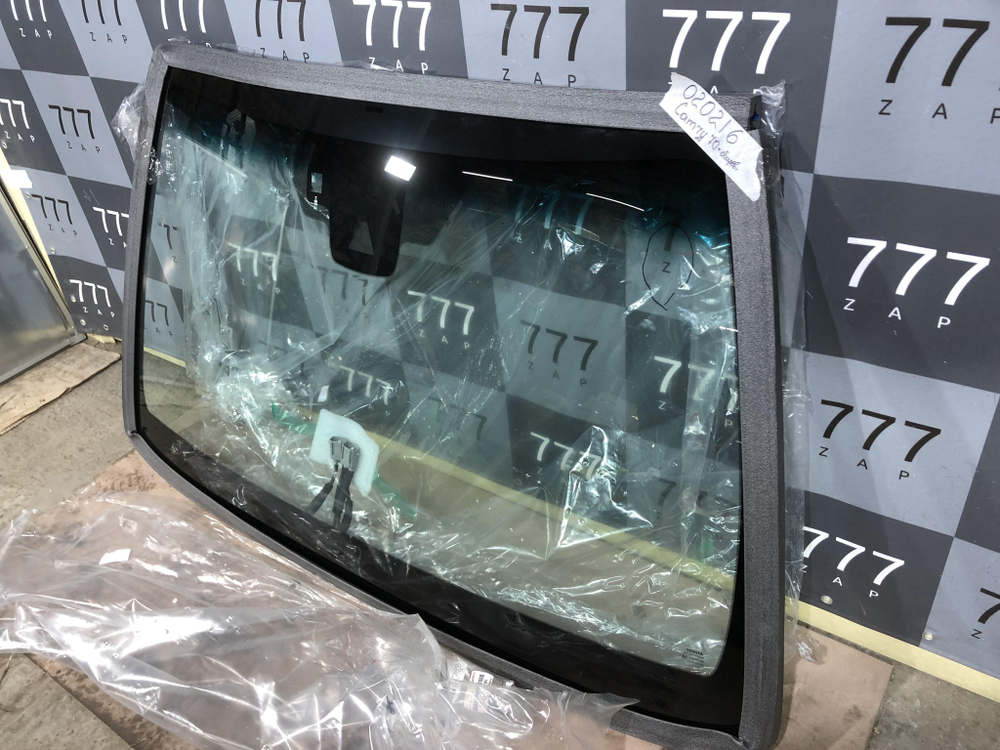 Стекло лобовое Toyota Camry (XV70) 21- Новое Оригинал 5610106K20