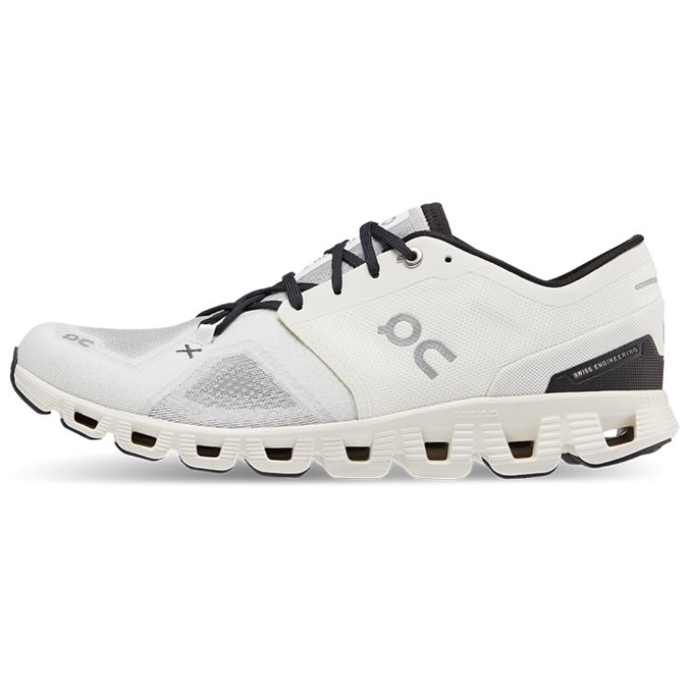 On Running Cloud X 3 Ivory Black