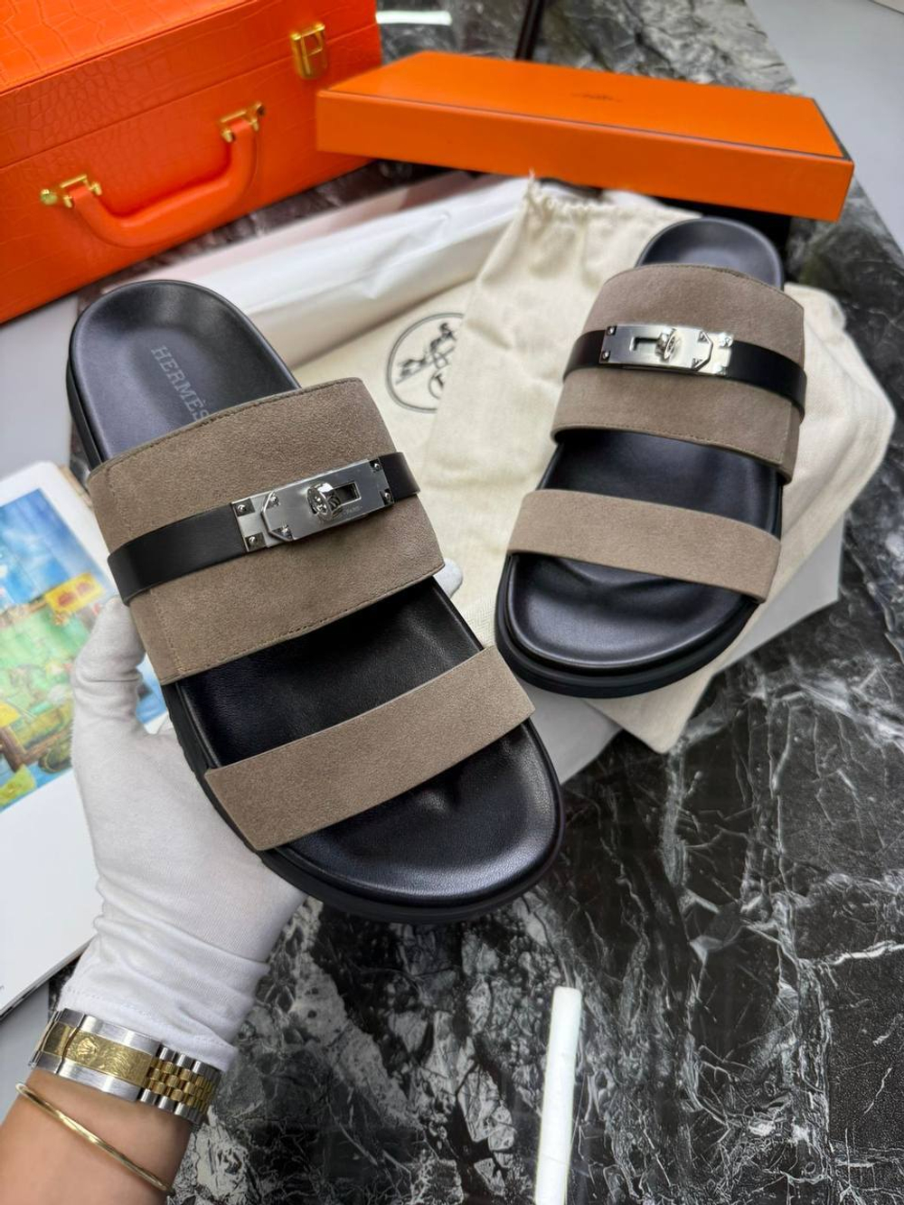 Шлёпанцы Hermes