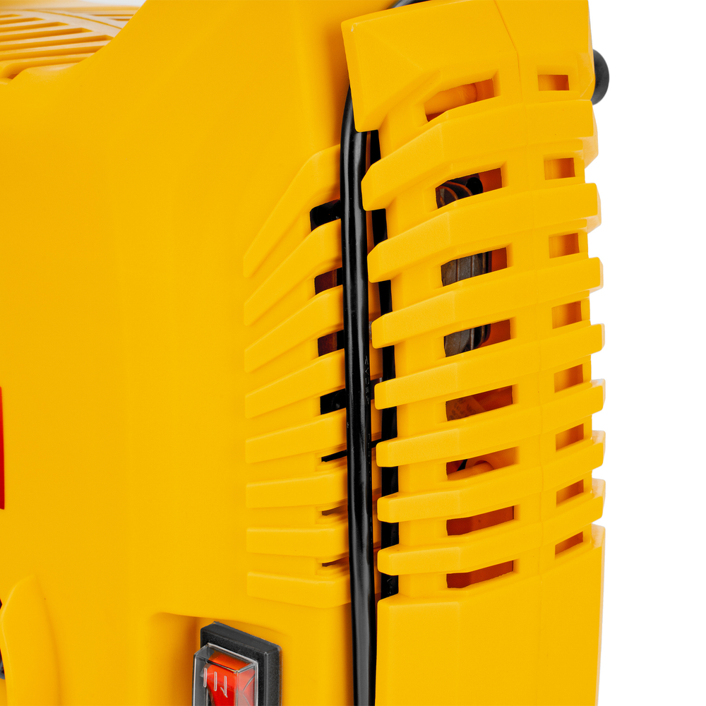 Компрессор воздушный DL1300, 10 бар, 1,3 кВт 180 л/мин 5 л, с набором аксессуаров Denzel