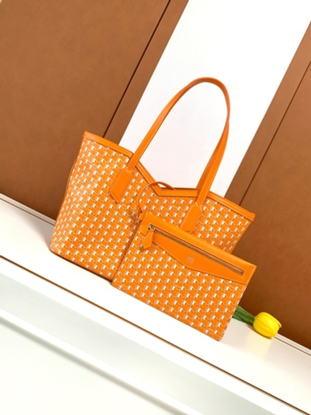 Moynat M Tote PM