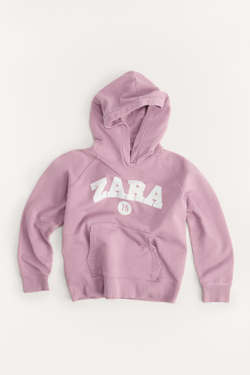 ZARA ХУДИ С КАПЮШОНОМ В СТИЛЕ ПРЕППИ 50TH ANNIVERSARY, ПАСТЕЛЬНО-РОЗОВЫЙ