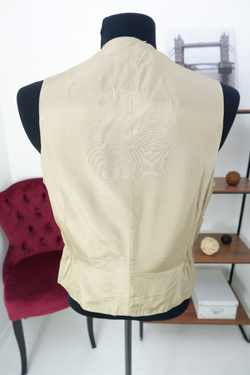 Жилет с шерстью стильный 46 размер