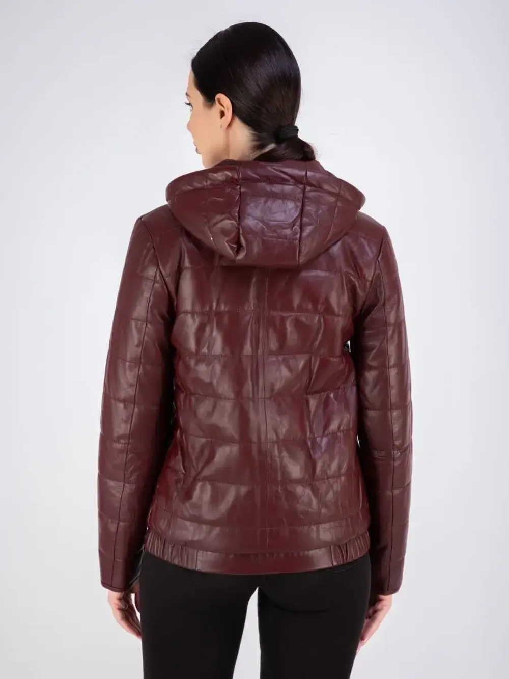 Куртка женская из натуральной кожи с капюшоном Турция