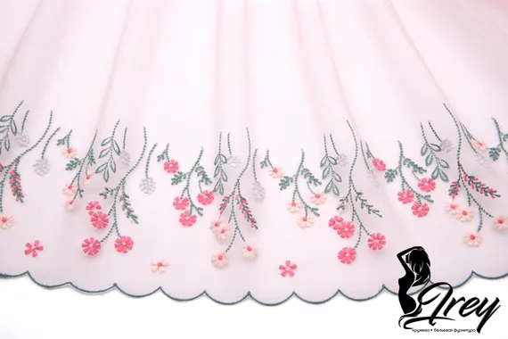 05-124 Вышивка на неэл. сетке 22 см, лотос/коралл/зеленый/телесный (левая)