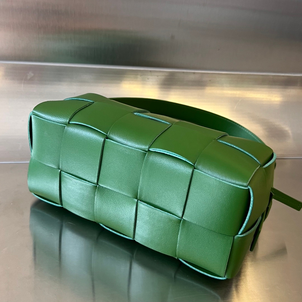 Bottega Veneta Small Brick Cassette 23 cm