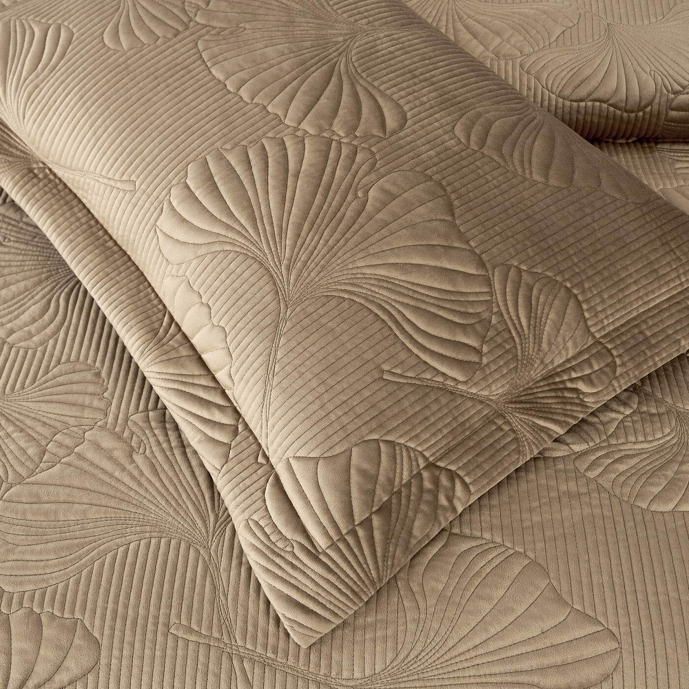 Покрывало 240x260 Sofi De MarkO Бенита бежевое