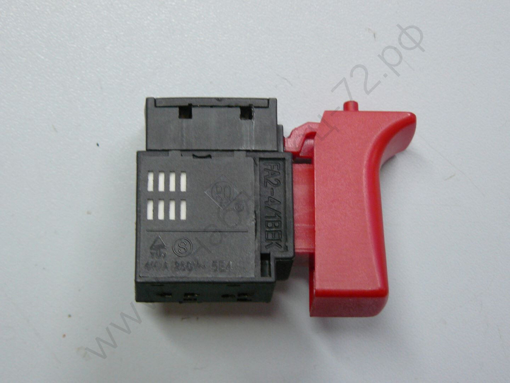 Выключатель FA2-4/1 BEK 4(4)A 250V~ 5E4