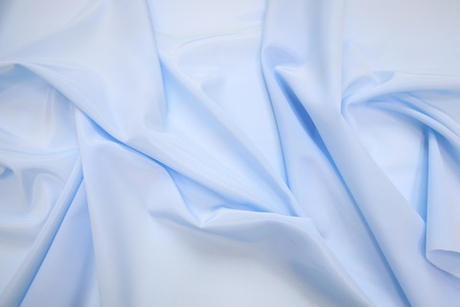 Креп плательный светло-голубой