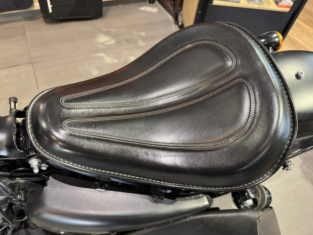 Harley-Davidson Sportster 883