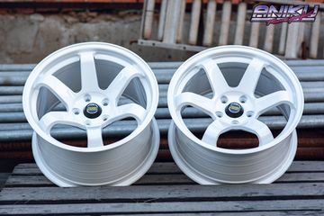 Комплект разношироких дисков Volk Racing TE37SL R17 9j/10j 5*114.3 White