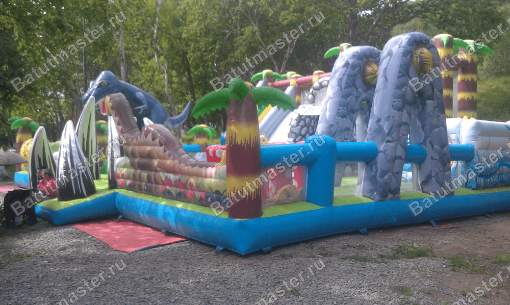Надувной батут "Динозаврия" 10*10*5.5 м