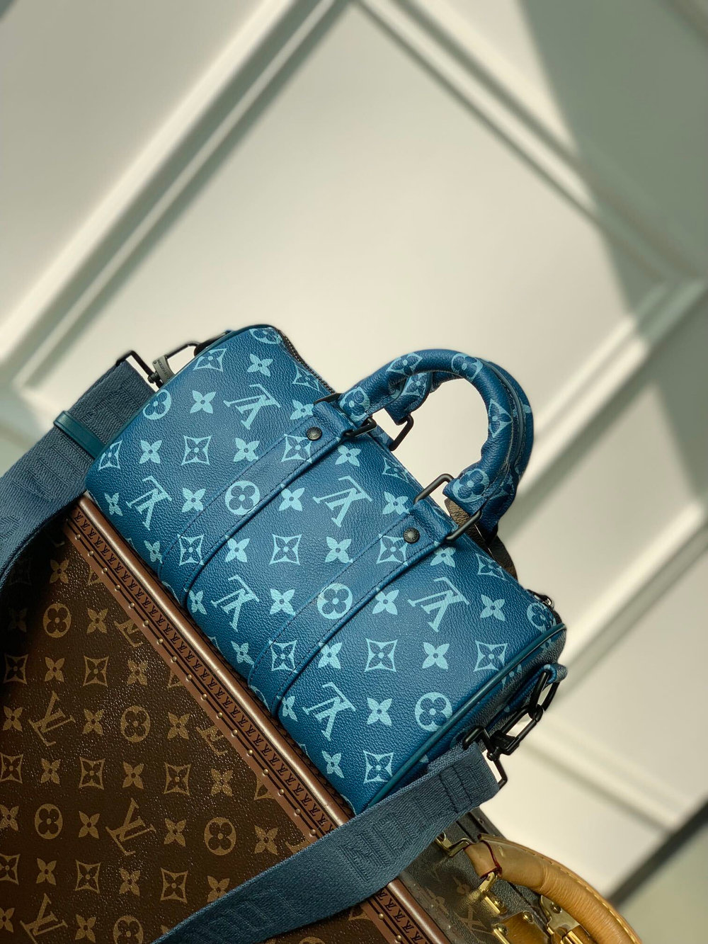 Louis Vuitton Keepall 25