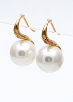91001127 Серьги SELENA PEARLS