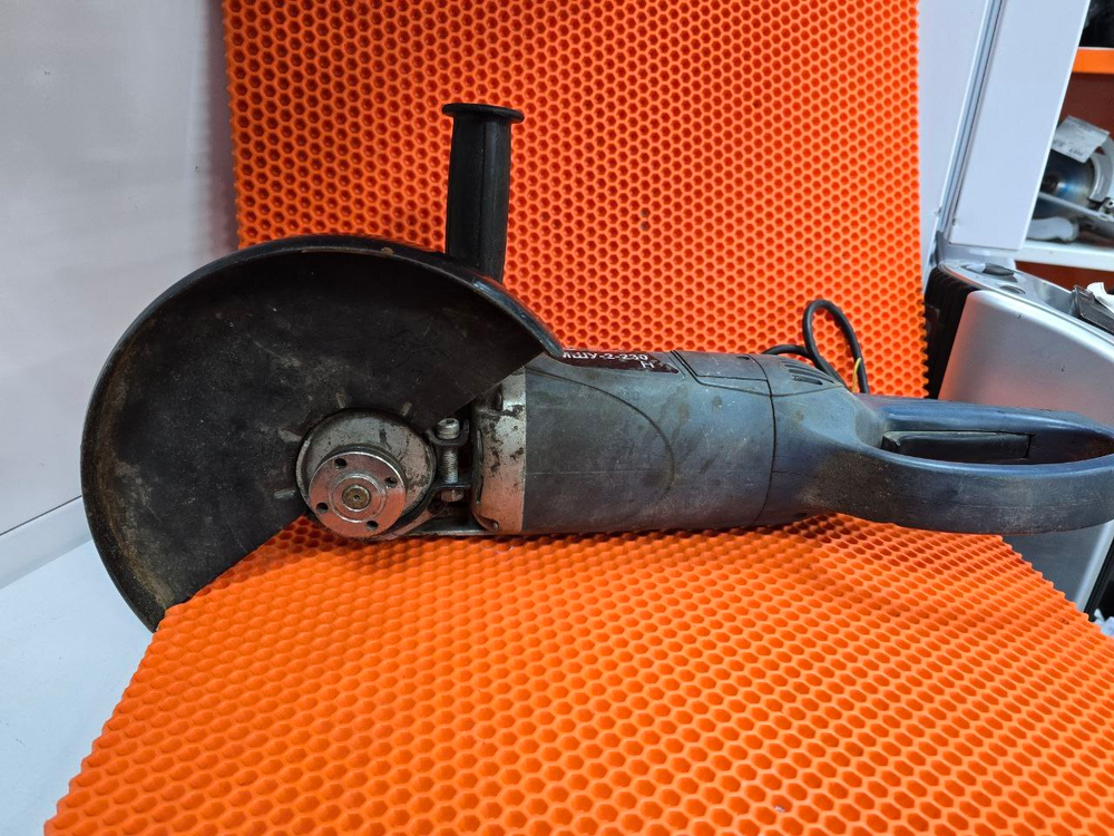 Угловая шлифмашинка Диолд МШУ-2-02