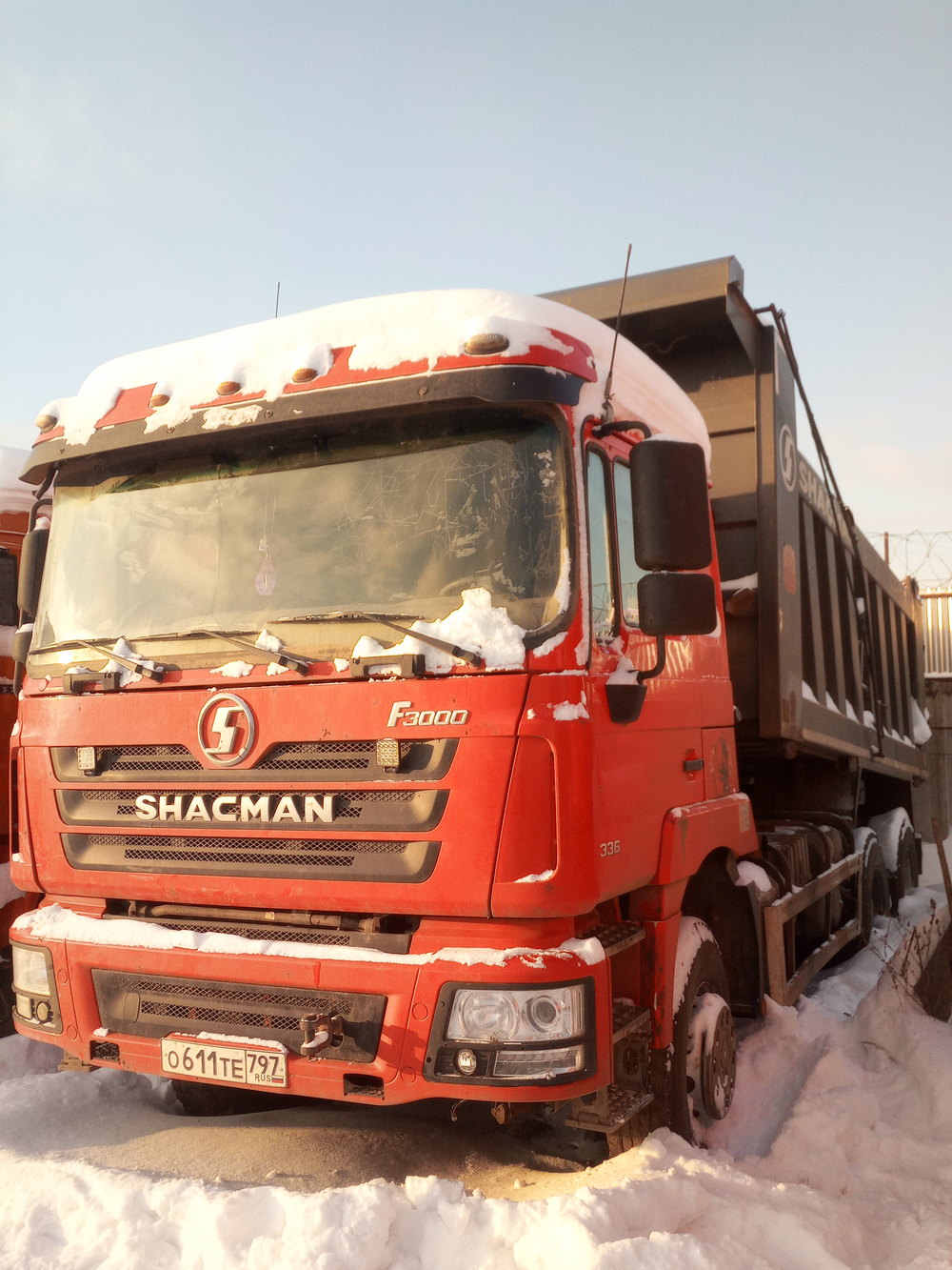 Howo ZZ* 8x4 Самосвал ZZ3407S3867E (Дизель, 9,7 л, 373 л.с, МТ)