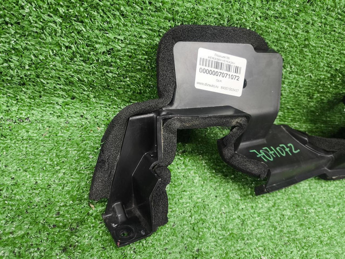 Дефлектор радиатора правый Chery Arrizo 8 (22-нв)