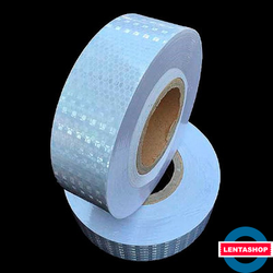 Белая светоотражающая лента самоклеящаяся 50 мм х 45 м