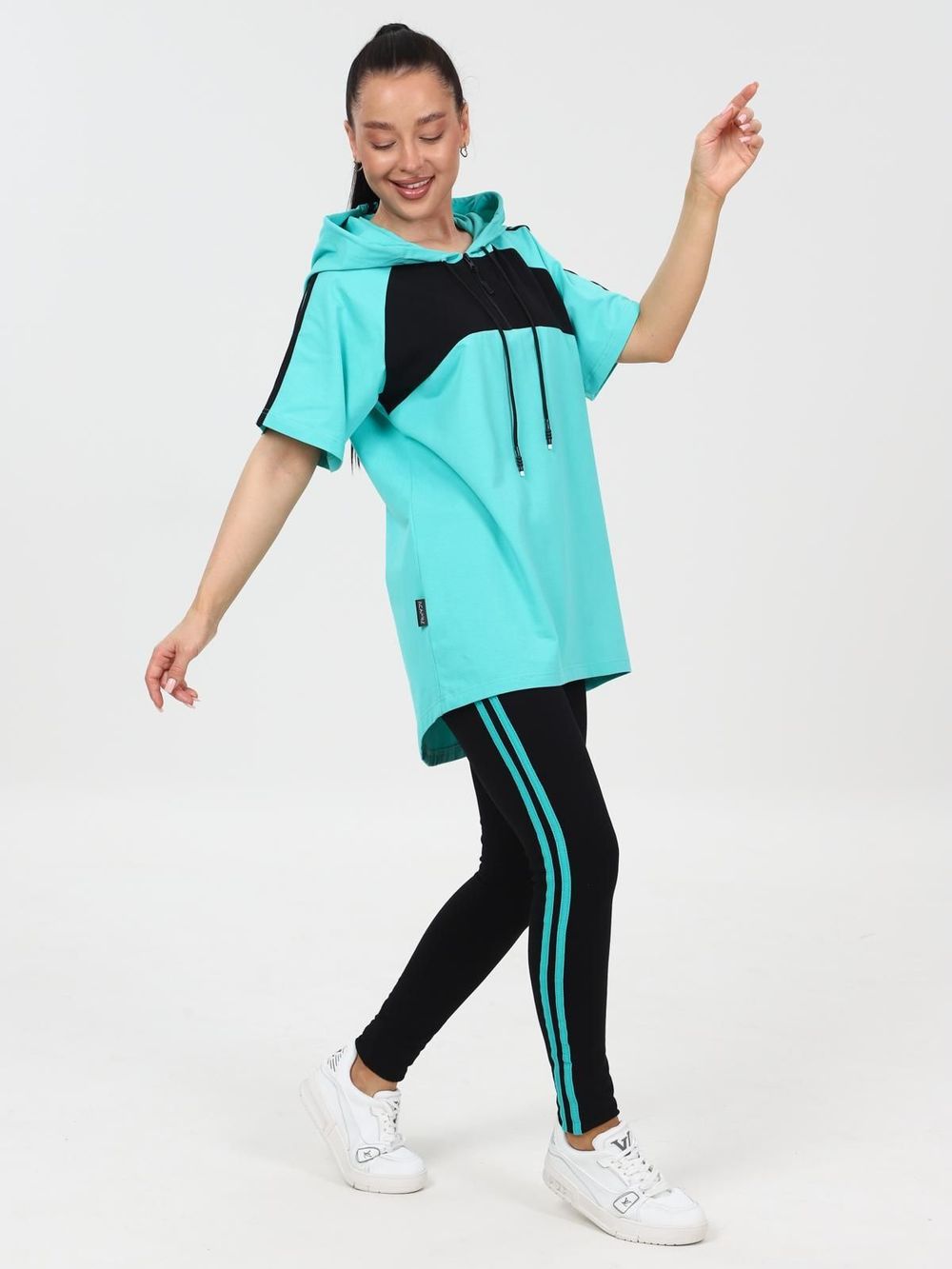 Стрейчинг - костюм ментол Iv-capriz