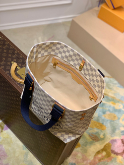 Louis Vuitton Cabas PM