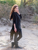 Накидка с бахромой Chintamani короткая (черная)