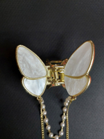 Перламутровый краб-бабочка для волос с  кисточками. Цвет белый