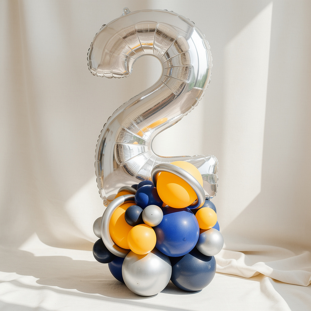 Стойка "Космонавт с цифрой"