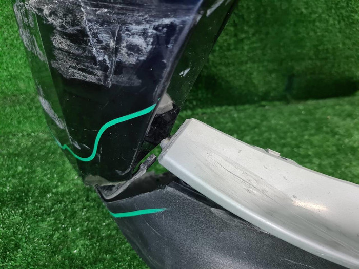 Бампер передний Kia Carnival 4 (2020-2023)