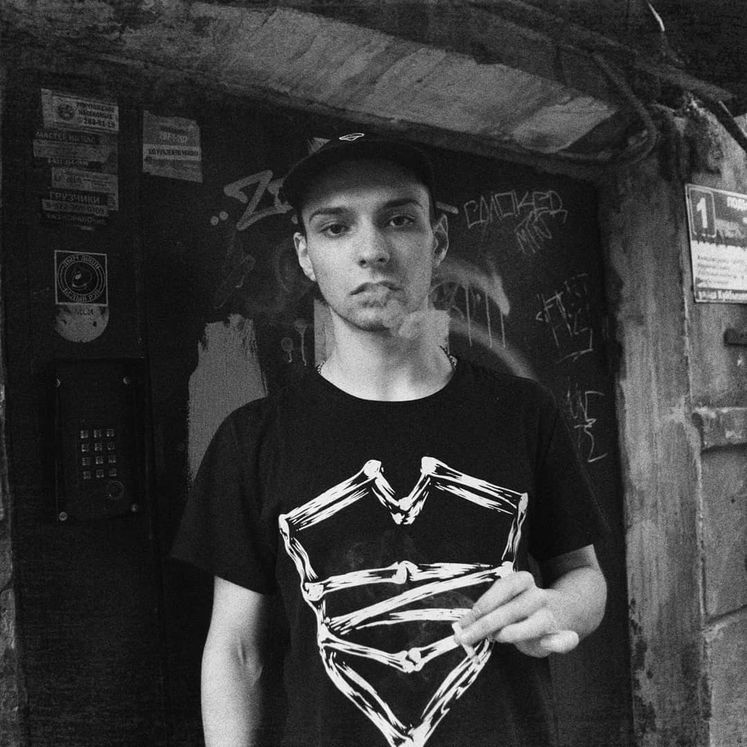 Футболка Питерский Щит Кости, черный