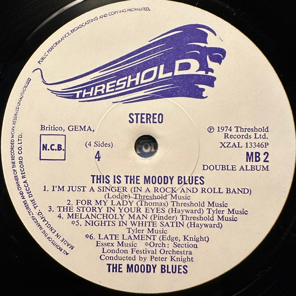 The Moody Blues - This Is The Moody Blues 2LP (Англия 1974г.)