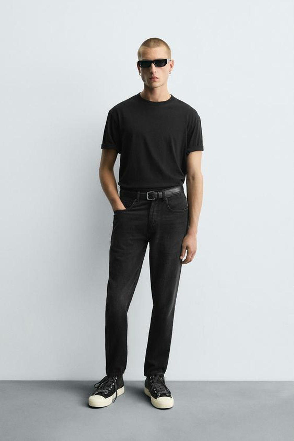 ZARA УКОРОЧЕННЫЕ ДЖИНСЫ SLIM FIT, ЧЕРНЫЙ