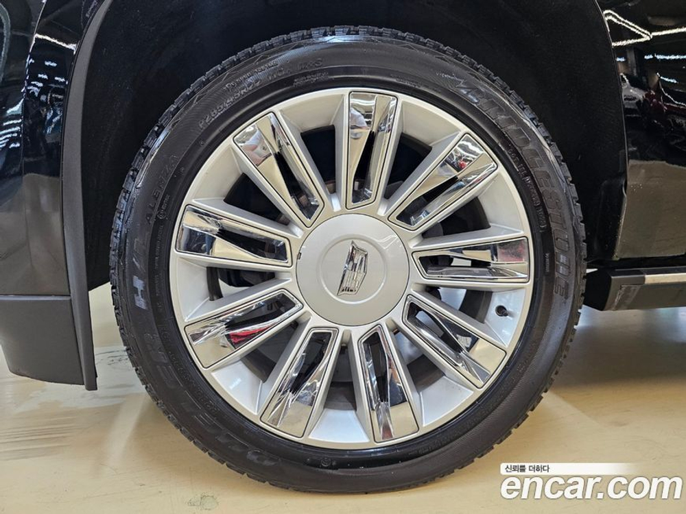 Cadillac Escalade 6.2 ESV (09.2019)