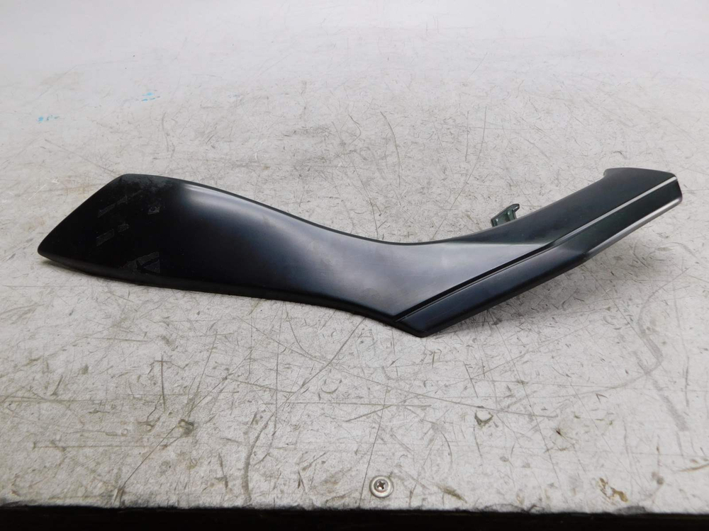 Пластик боковой правый Kawasaki ER-6N 36001-0565